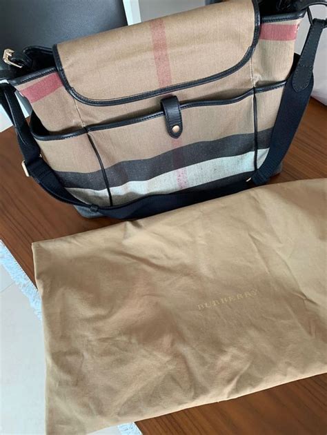 burberry wickeltasche